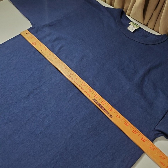 L.L. Bean Men Large Knit Pullover Shirt Blue Short Sleeve Made in USA Minimalist - Picture 7 of 9